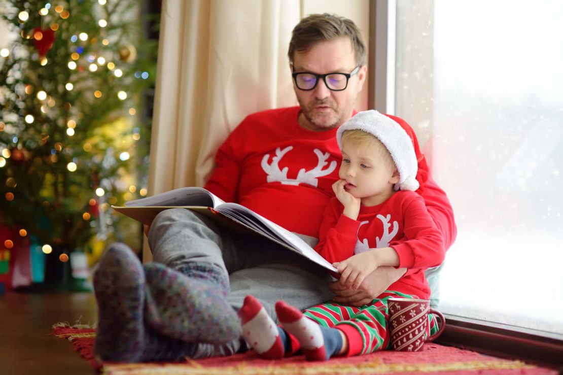 Beneficios de leer cuentos de Navidad a niños Rimpompante